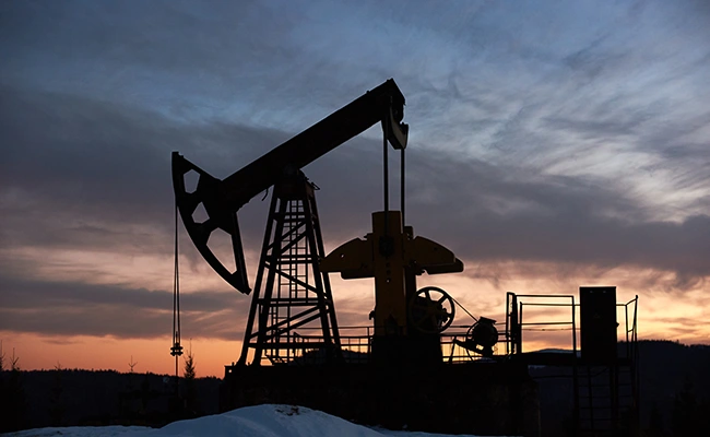 Oil field services and engineering